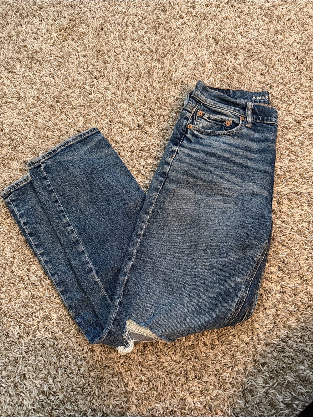 Super high waisted ripped straight jeans